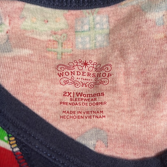 Christmas pajamas plus size Wondershop PJ Set gnomes red 2x - Picture 2 of 5